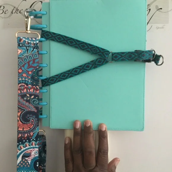 A strap for your disc planner/notebook - Picture 3 of 3